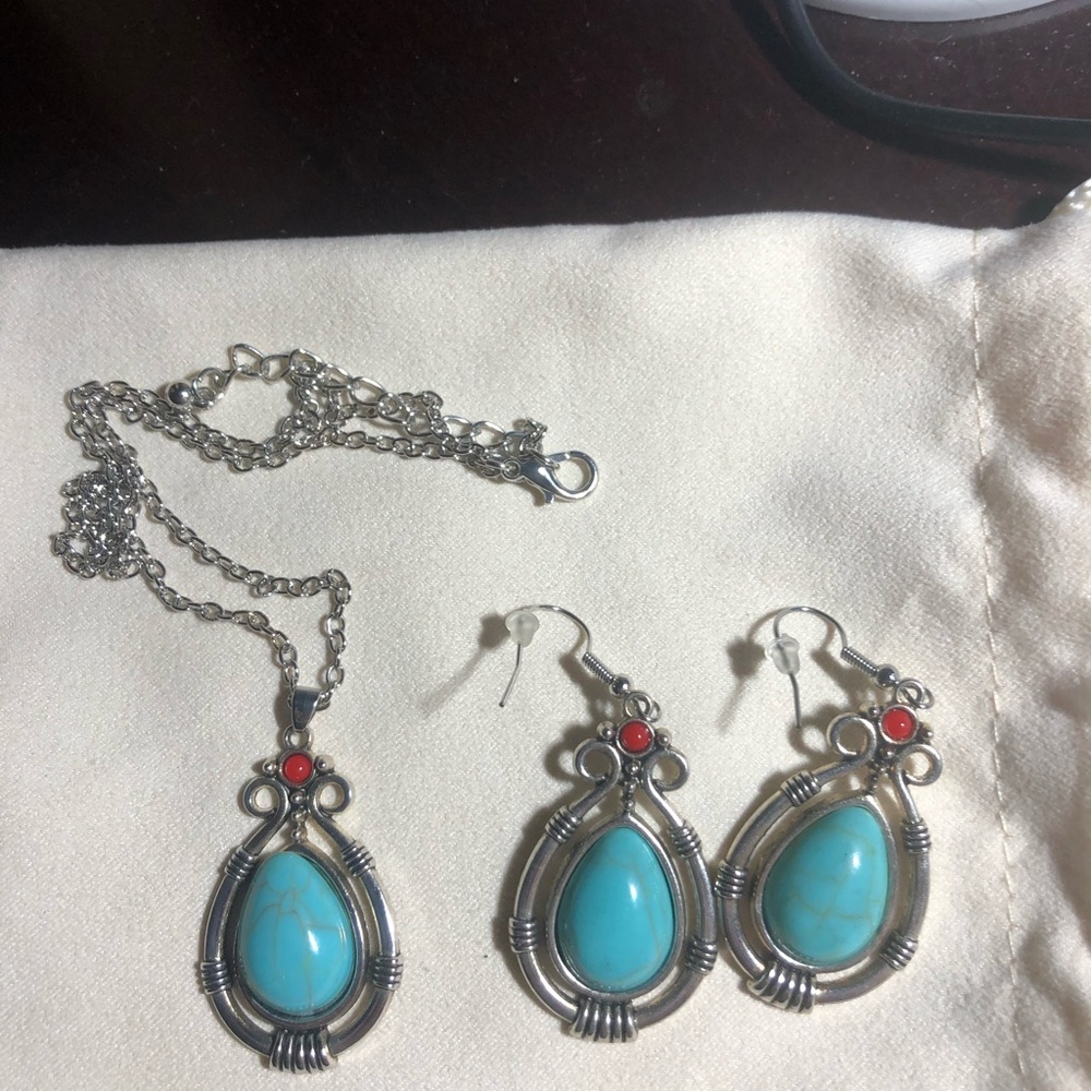 Turquoise Teardrop Pendant Necklace and Earrings Set - Silver Tone
